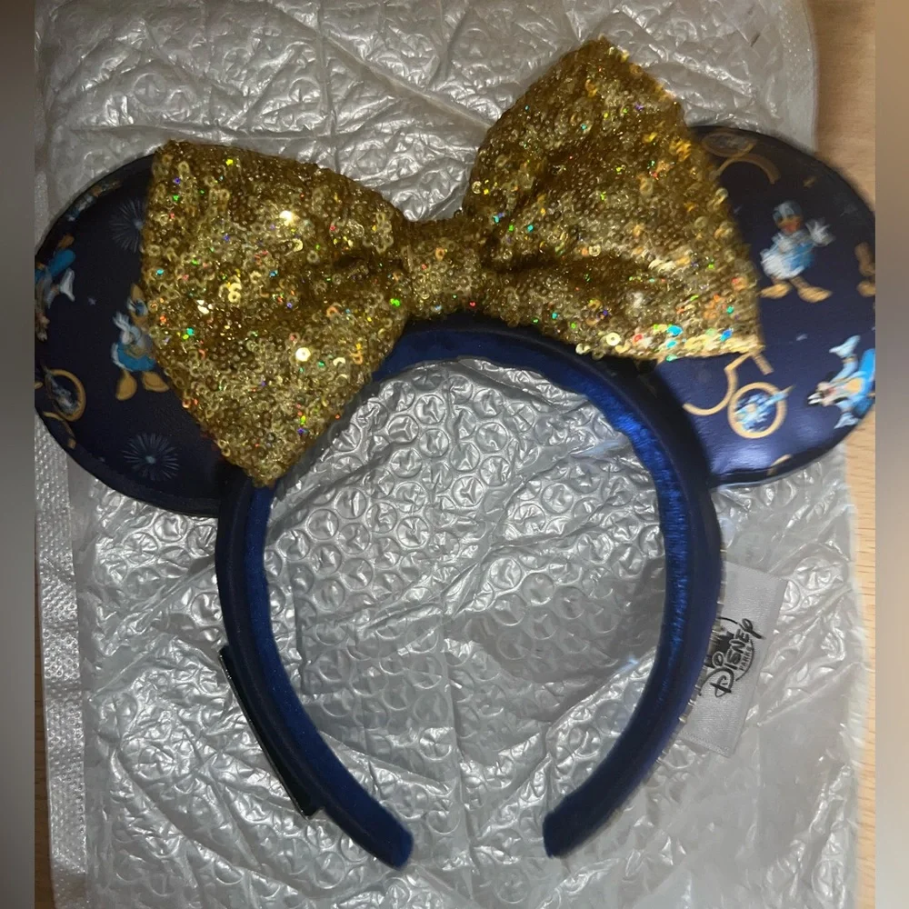 Mickey Ears New without tags - Picture 1 of 5